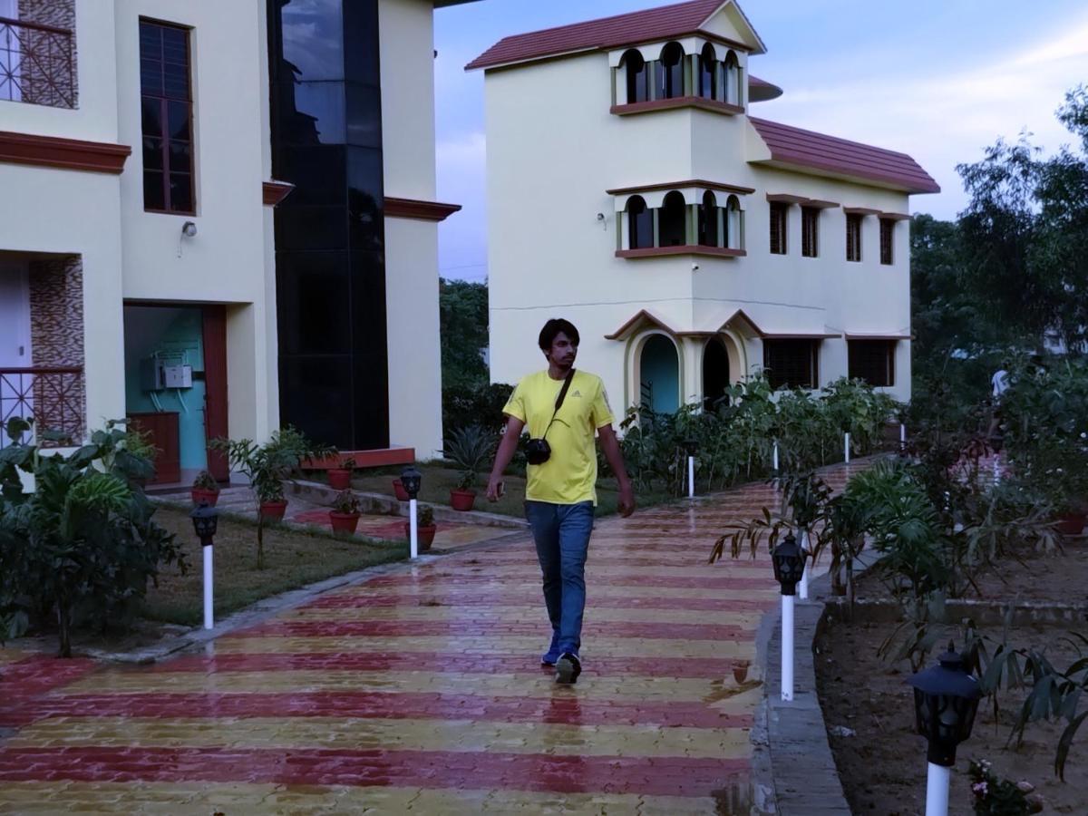 Mayabon Resort Bolpur Shānti Niketan Exterior foto